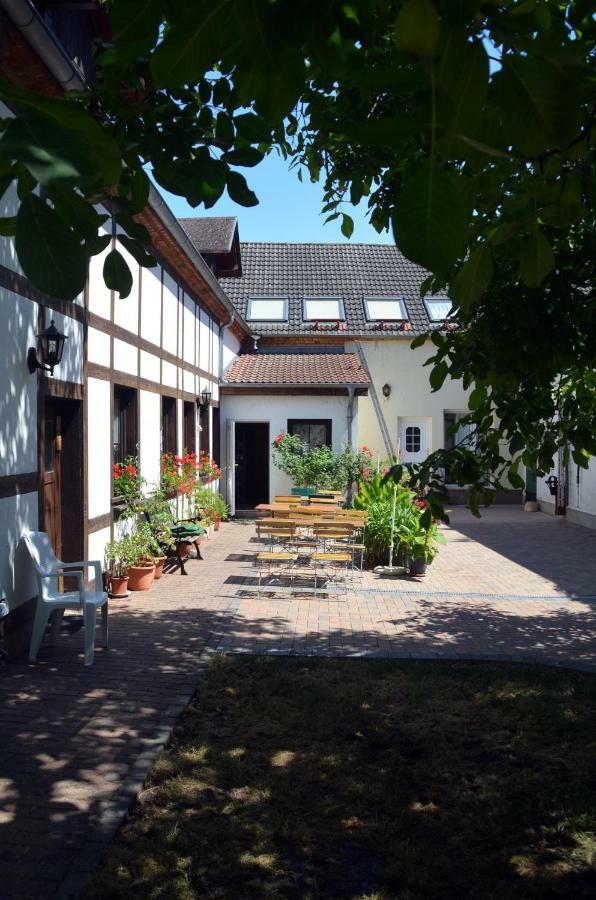 Pension Am Park Wörlitz Esterno foto